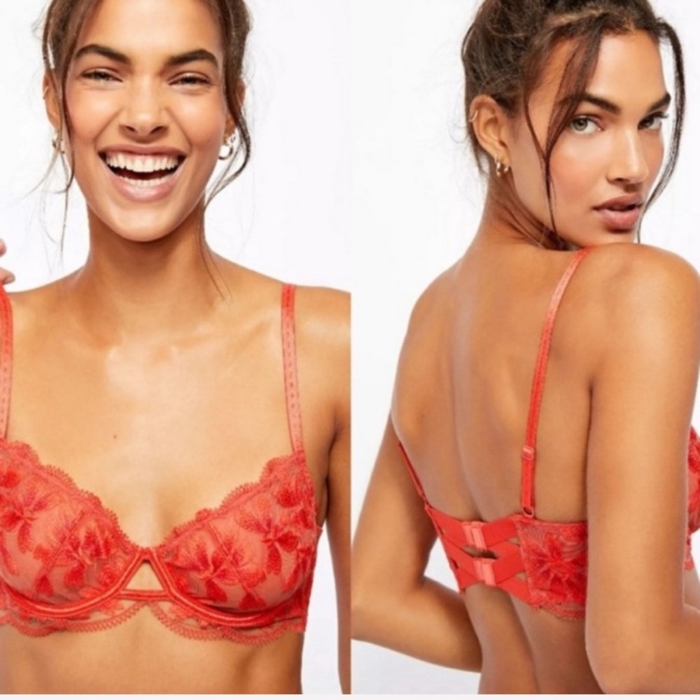 Free People Red Floral Lace Daniella Bra size 32C